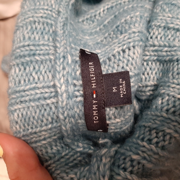 Tommy Hilfiger Knit - Picture 3 of 3